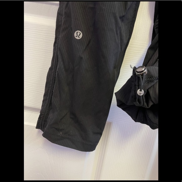 Lululemon dance studio crop pants - Picture 3 of 5